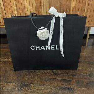 AUTHENTIC CHANEL LARGE BLACK SHOPPING BAG